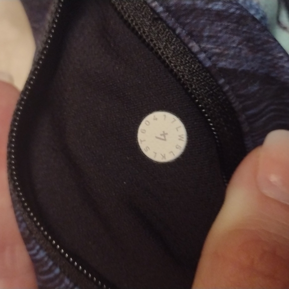SOLD 🦄 Rare limited edition Electrobeam Speed Tight Lululemon - Picture 9 of 14